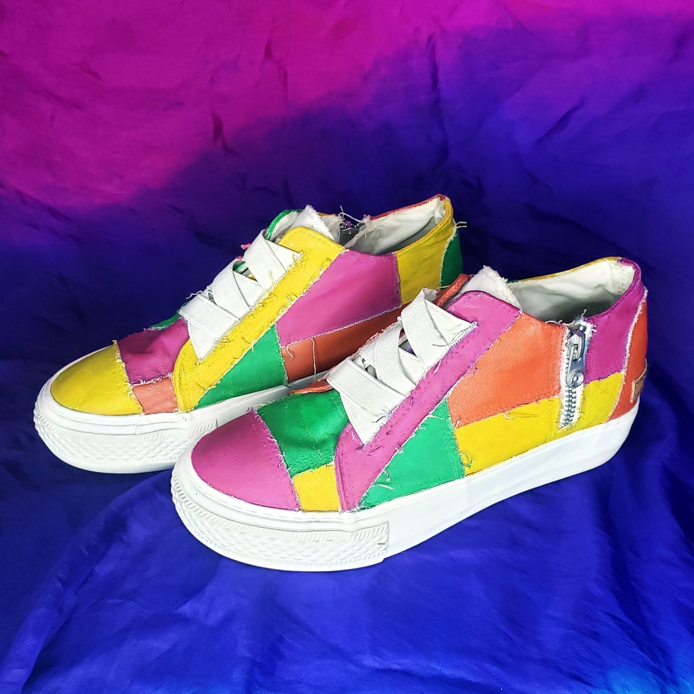 UV Golow Patchwork Shoes